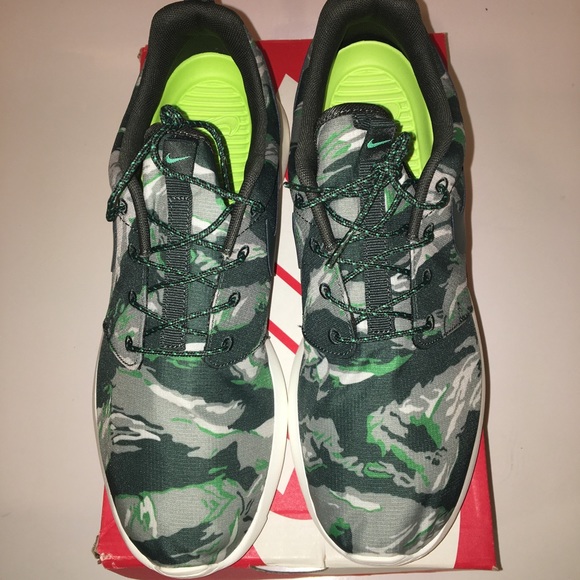 ❌SOLD❌ Roshe Run GPX Camo Sz 9 BRAND NEW RARE 🔥 - Picture 3 of 6